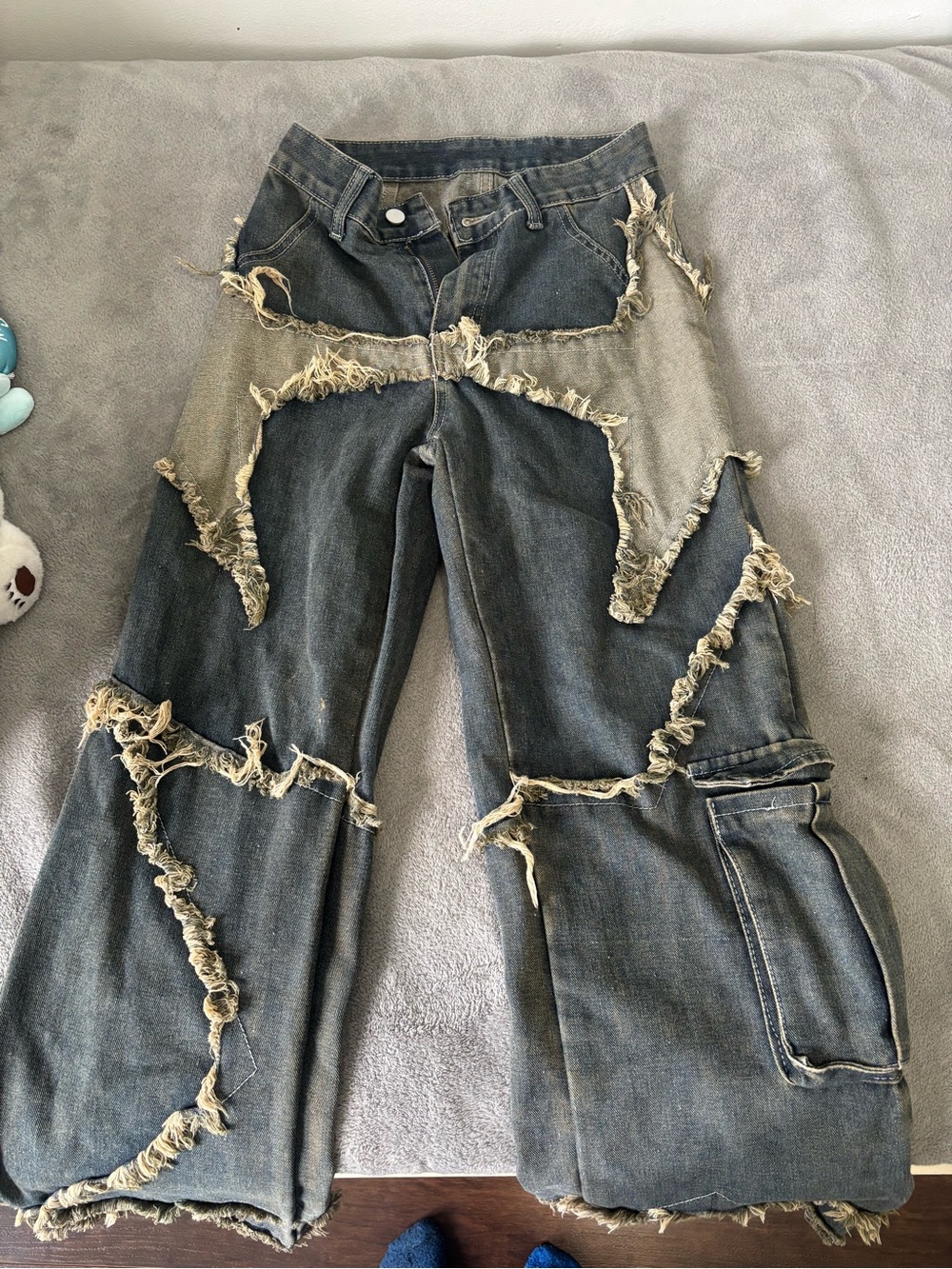 SHEIN Two-Tone Frayed Wide Leg Jeans - Dark Gray & Beige Trim